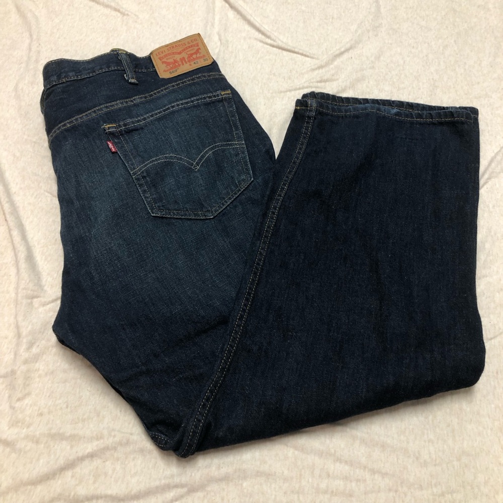 Levi’s 569 Dark Wash Denim Men’s Jeans size 42x30 Straight Leg